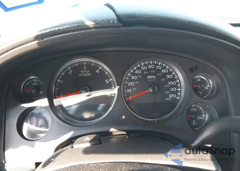 2011 Chevrolet Tahoe Ls z USA, uszkodzony, nr VIN 1GNSCAE01BR185101